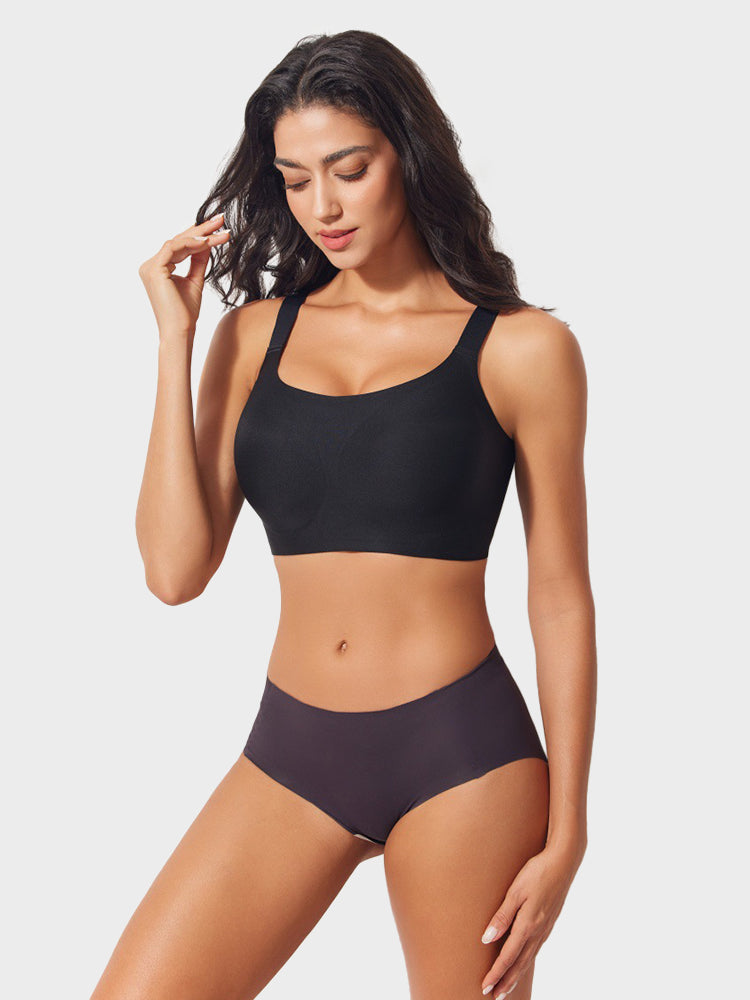 Emma | Comfortable Wireless Padded Bra with Adjustable Straps 1