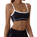 Emily | Comfortable Scoop Neck Sports Bra 1